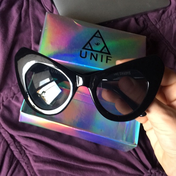 Unif shadys sunglasses - Picture 2 of 5